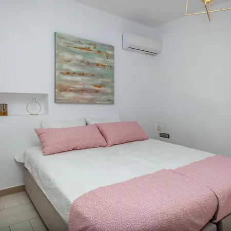 The Fairview House Apartment